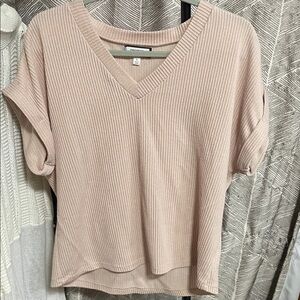 Discreet Blush Ribbed V-Neck Tee